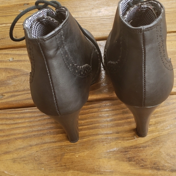 Cato black ankle booties size 8 - Picture 3 of 9